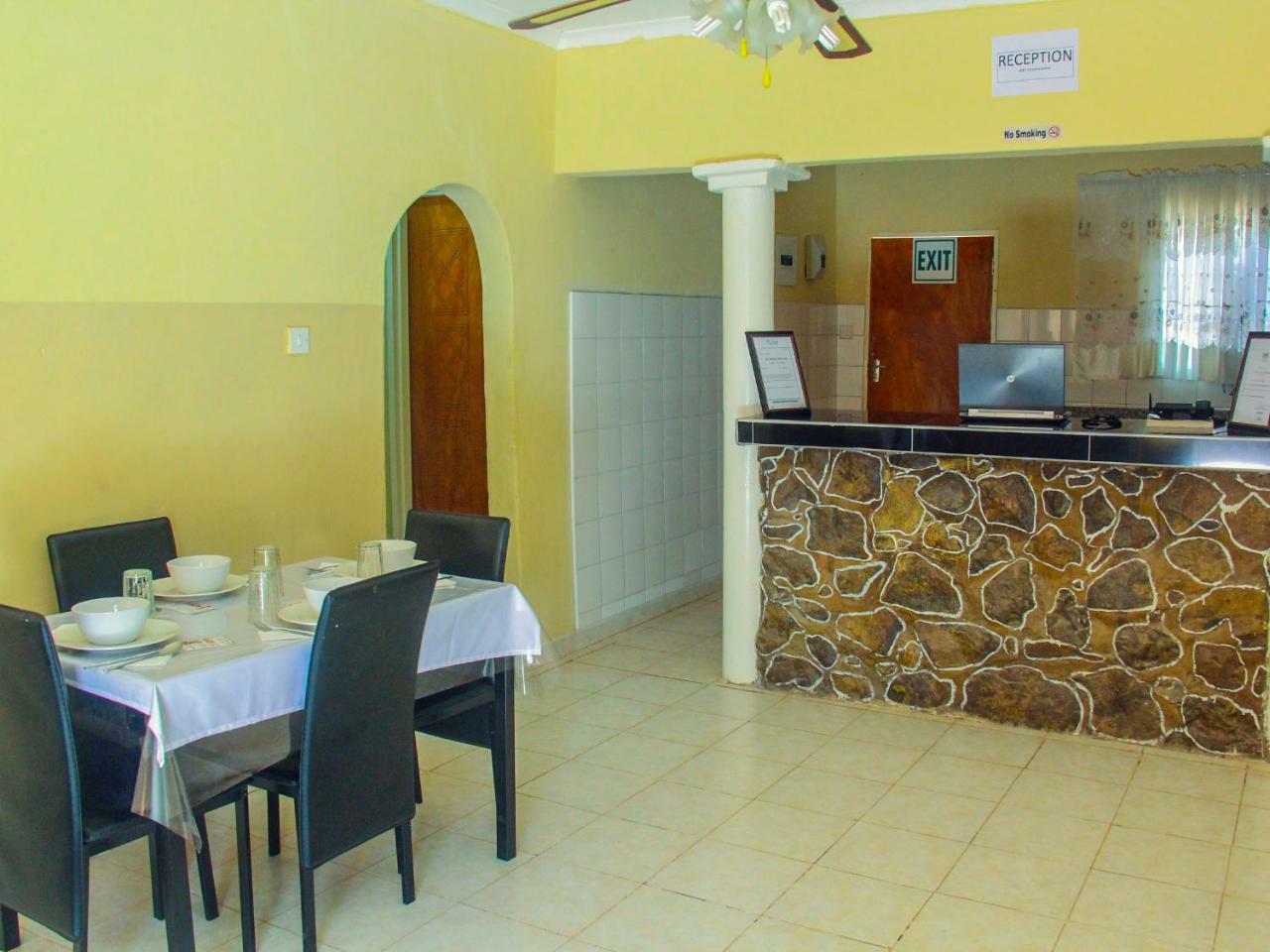Bj&T Vacation Homes Kasane Dış mekan fotoğraf